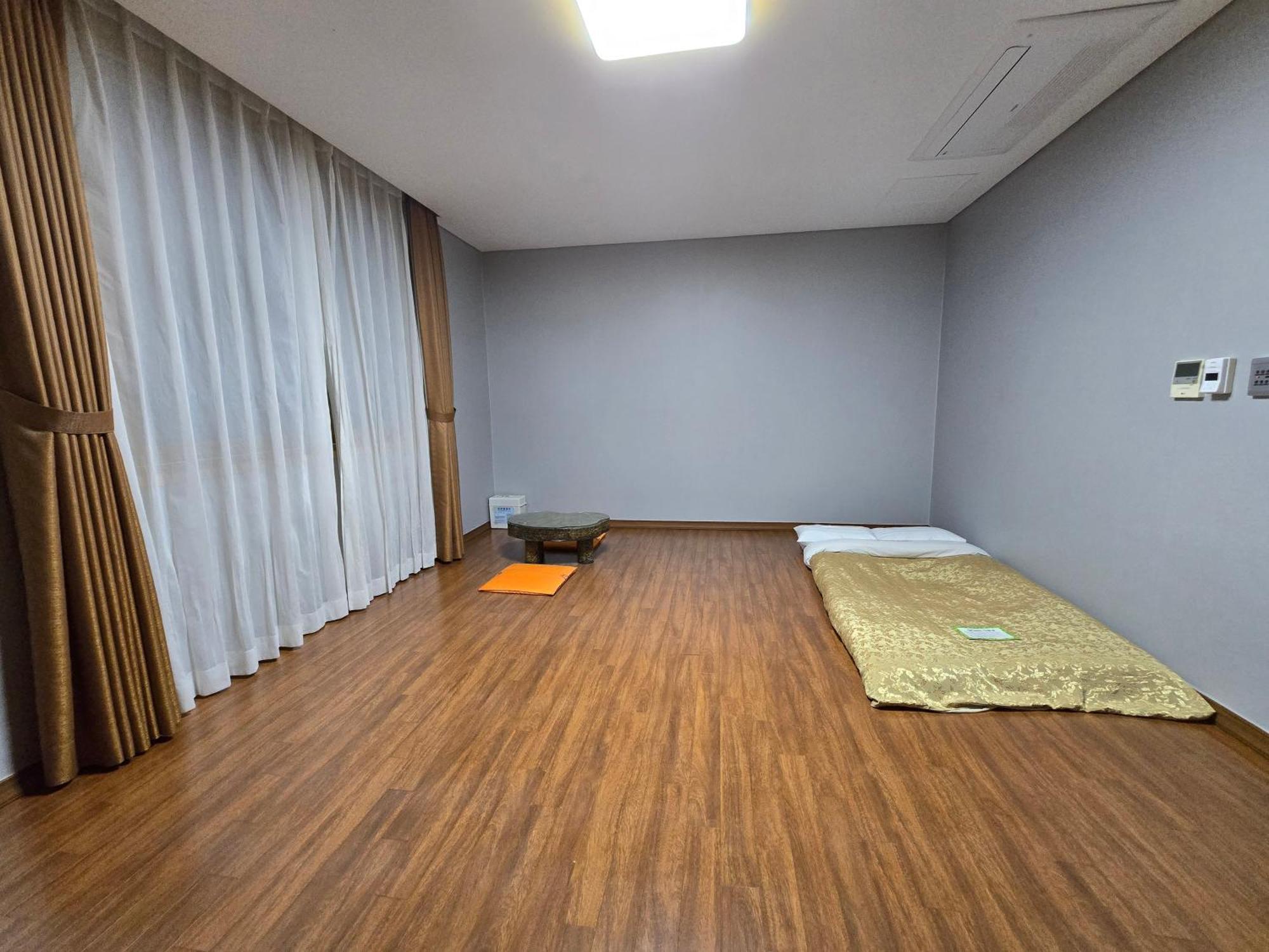 Yeosu Narsha Hotel Esterno foto